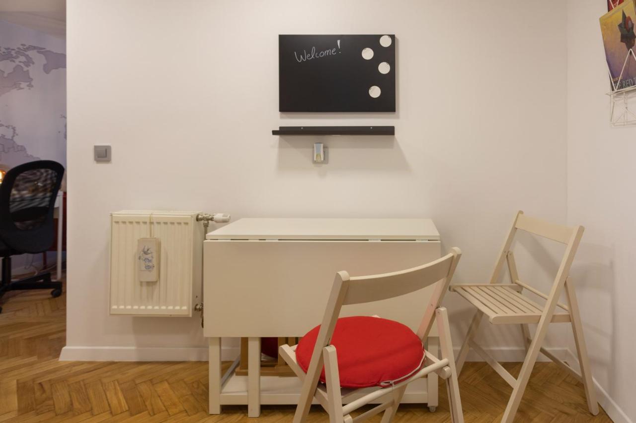 ザグレブModern Studio Near British Squareアパートメント エクステリア 写真